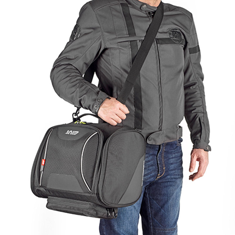 GIVI EA146 Easy-T Range: Τσάντα Πίσω Σέλας 23 Λίτρων (Universal Fitting)